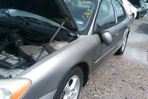 Photo of 2001 Ford Taurus