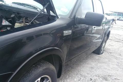 Photo of 2004 Ford F-150