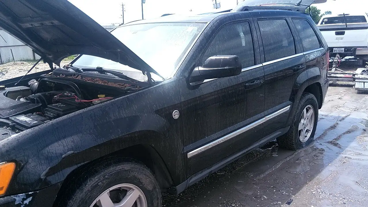 Photo of 2005 Jeep Grand Cherokee