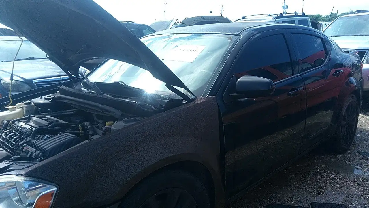Photo of 2014 Dodge Avenger
