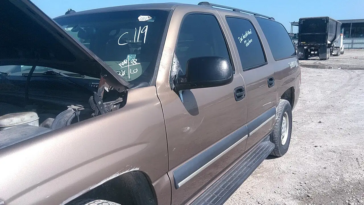 Photo of 2003 Chevrolet Suburban 1500