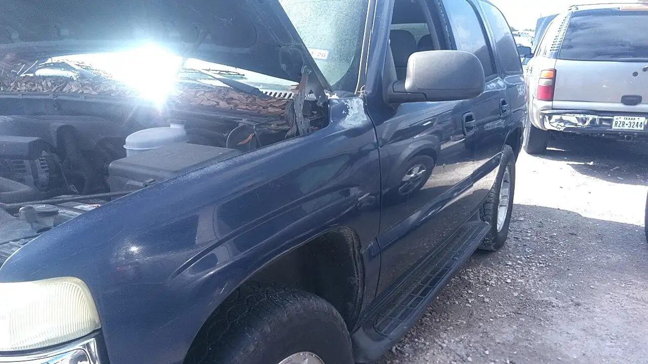 Photo of 2003 Chevrolet Tahoe