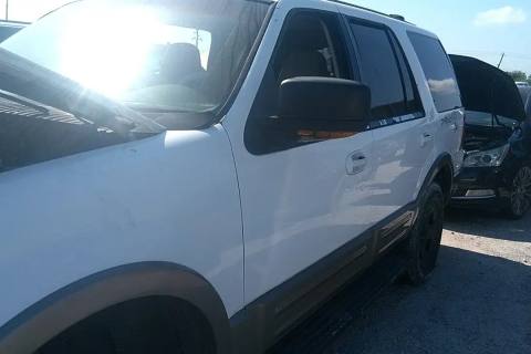 Photo of 2003 Ford Expedition