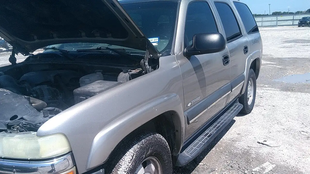 Photo of 2003 Chevrolet Tahoe