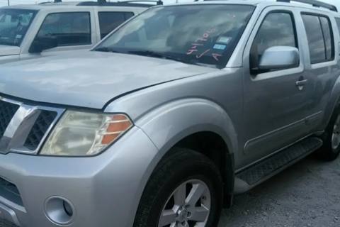 Photo of 2010 Nissan Pathfinder