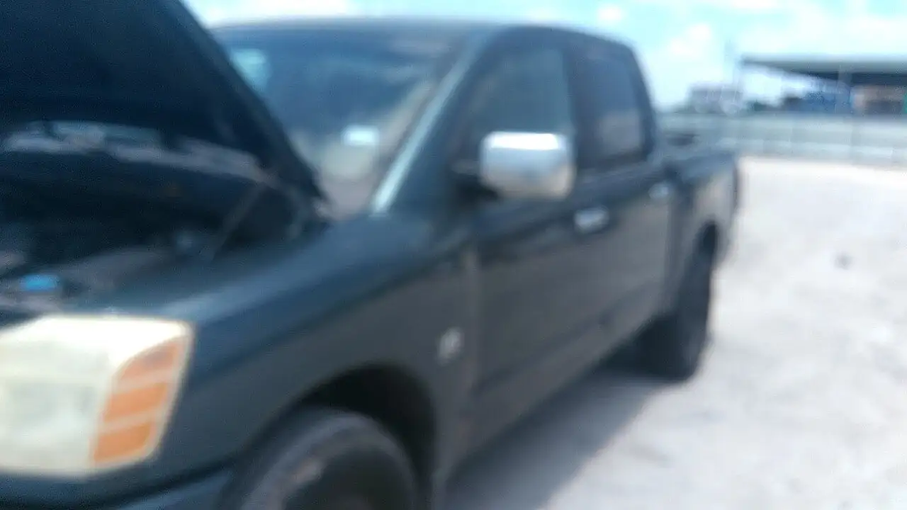 Photo of 2004 Nissan Titan