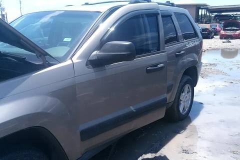 Photo of 2005 Jeep Grand Cherokee