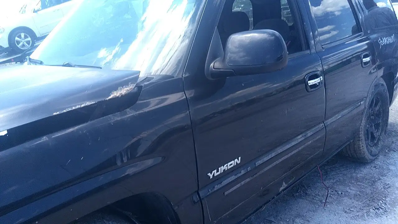 Photo of 2003 Gmc Yukon