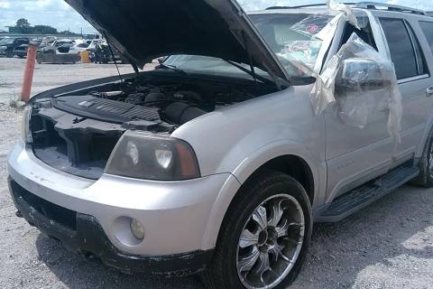 Photo of 2003 Lincoln Navigator