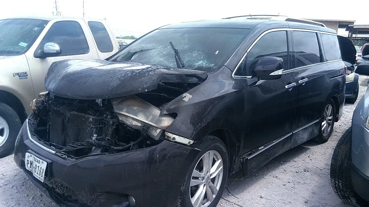 Photo of 2011 Nissan Quest