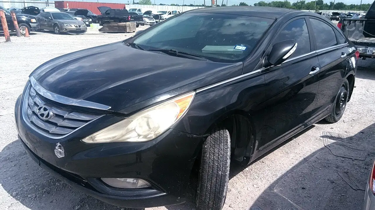 Photo of 2011 Hyundai Sonata