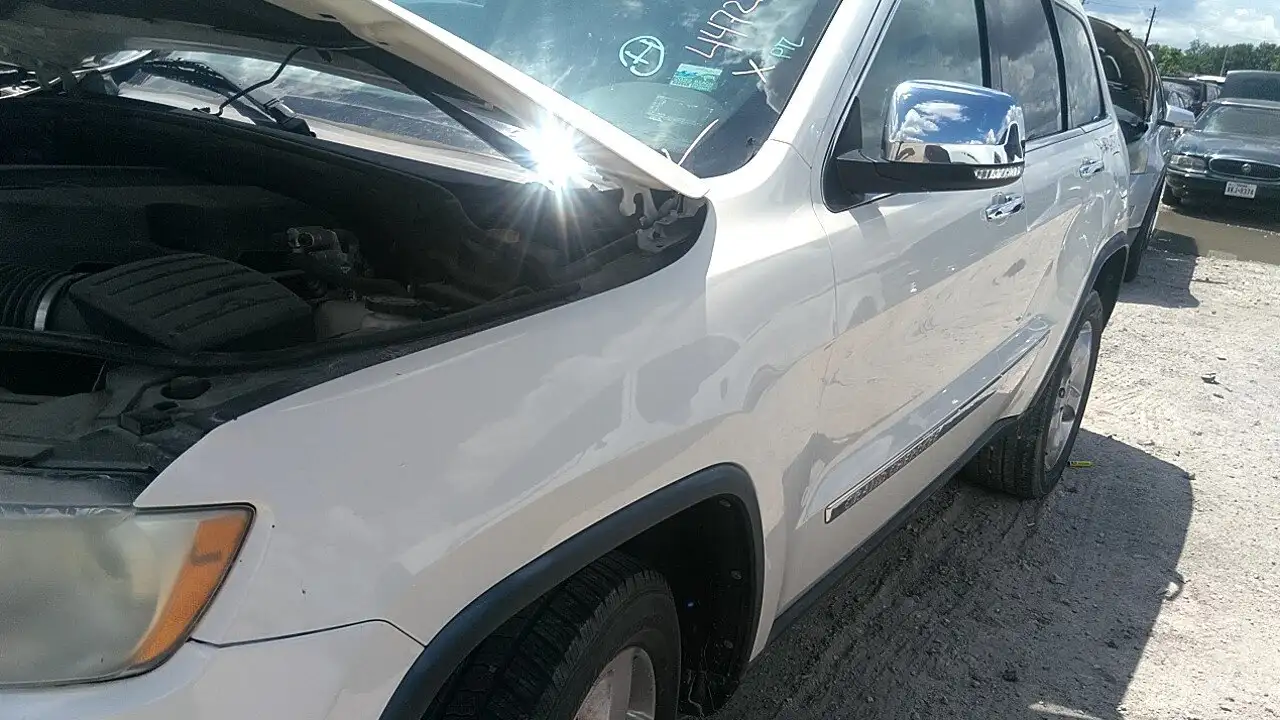 Photo of 2012 Jeep Grand Cherokee