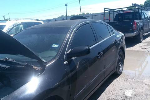 Photo of 2011 Nissan Altima