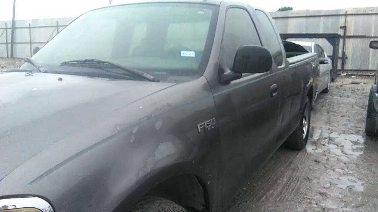 Photo of 2004 Ford F-150 Heritage