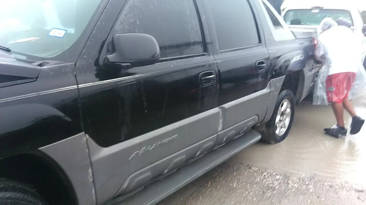 Photo of 2002 Chevrolet Avalanche 1500
