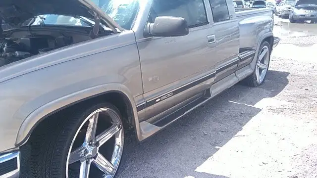 Photo of 1998 Chevrolet C1500