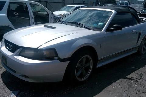 Photo of 2001 Ford Mustang