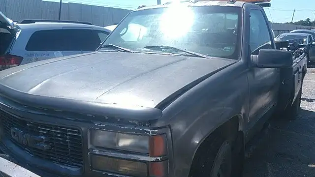 Photo of 1998 Gmc Sierra 3500 Hd