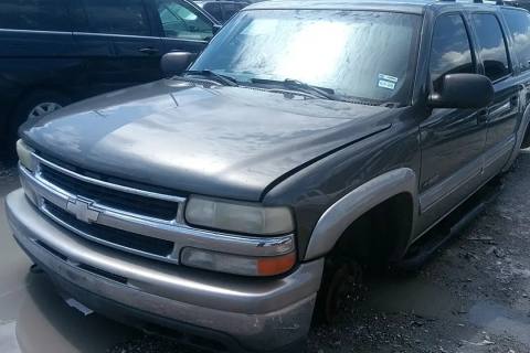 Photo of 2000 Chevrolet Suburban 1500