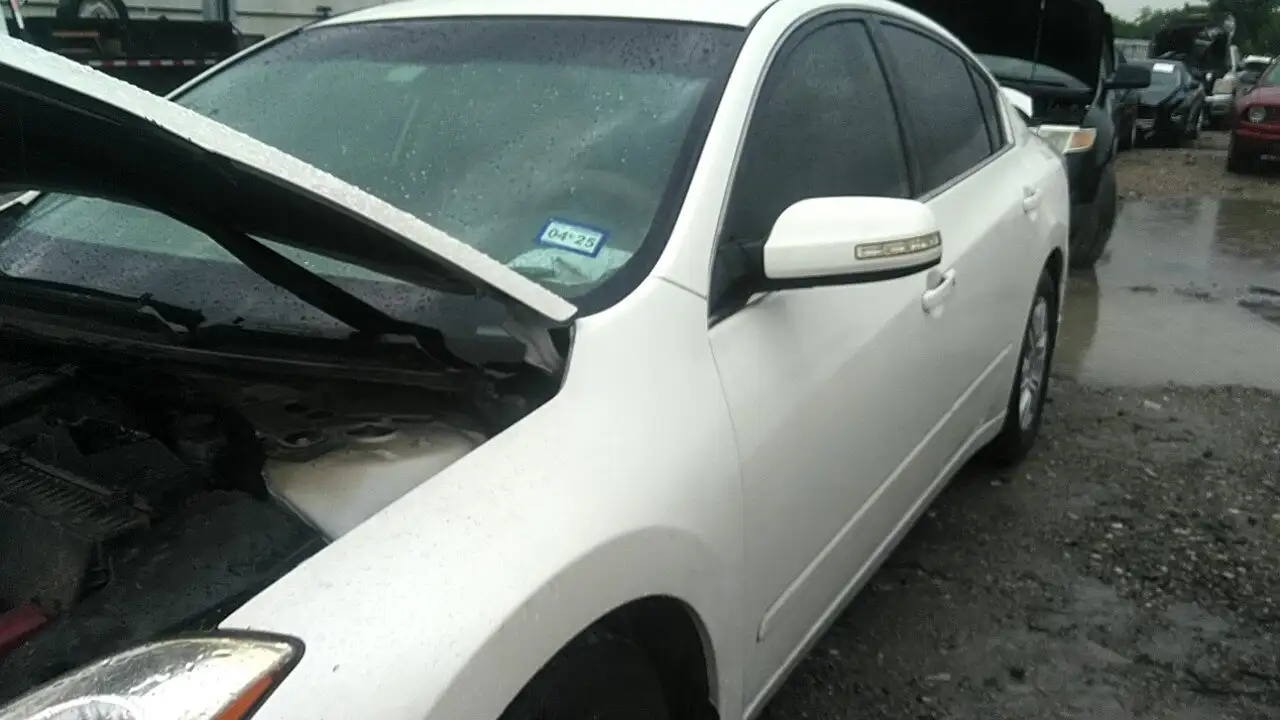 Photo of 2012 Nissan Altima