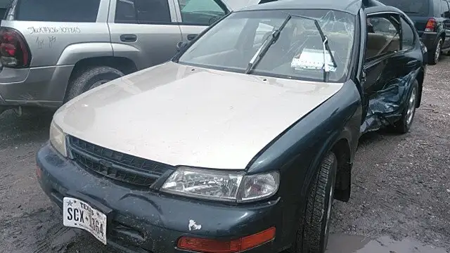 Photo of 1997 Nissan Maxima