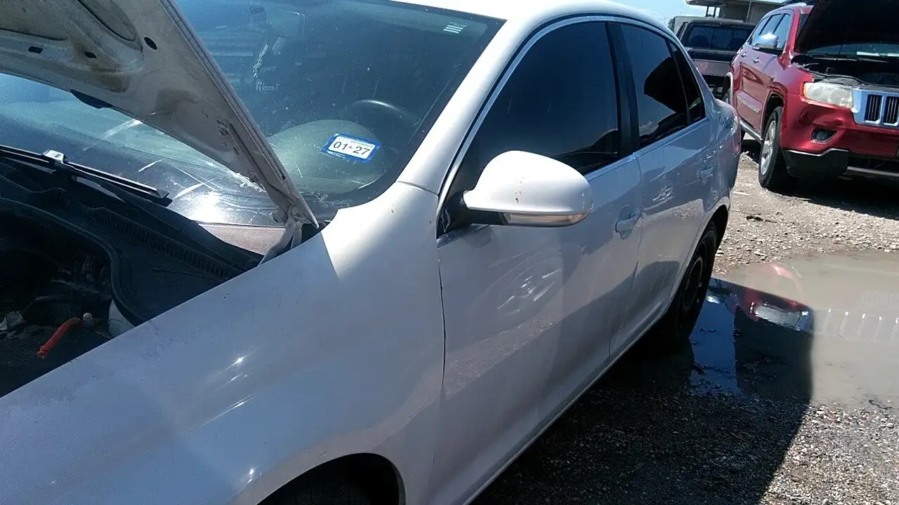 Photo of 2010 Volkswagen Jetta