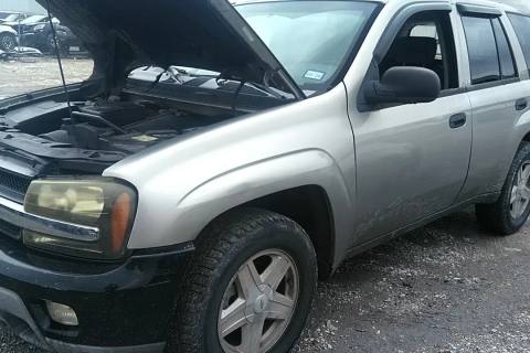 Photo of 2002 Chevrolet Trailblazer