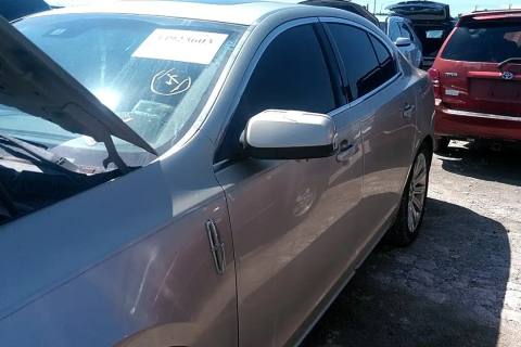 Photo of 2011 Lincoln Mks