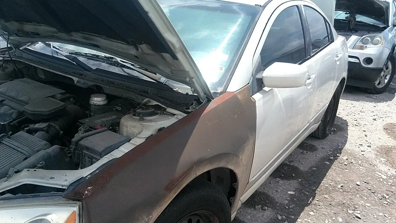 Photo of 2005 Mitsubishi Galant