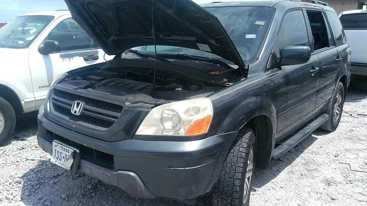 Photo of 2005 Honda Pilot