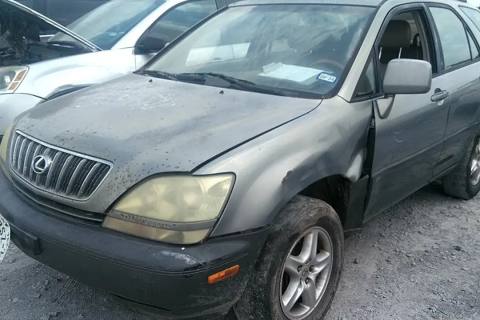 Photo of 2001 Lexus Rx300