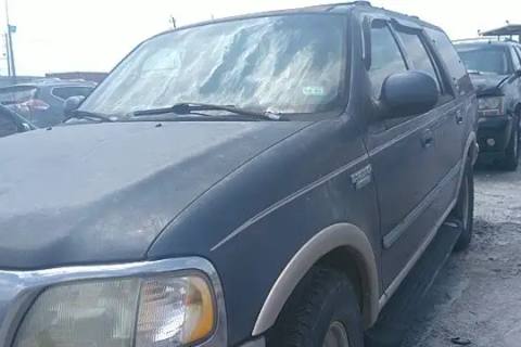 Photo of 1998 Ford Expedition