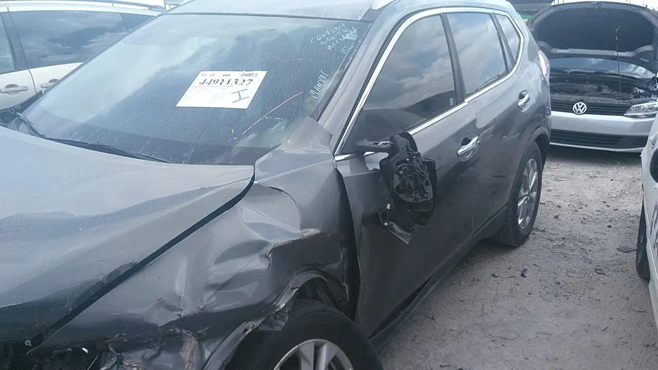 Photo of 2016 Nissan Rogue