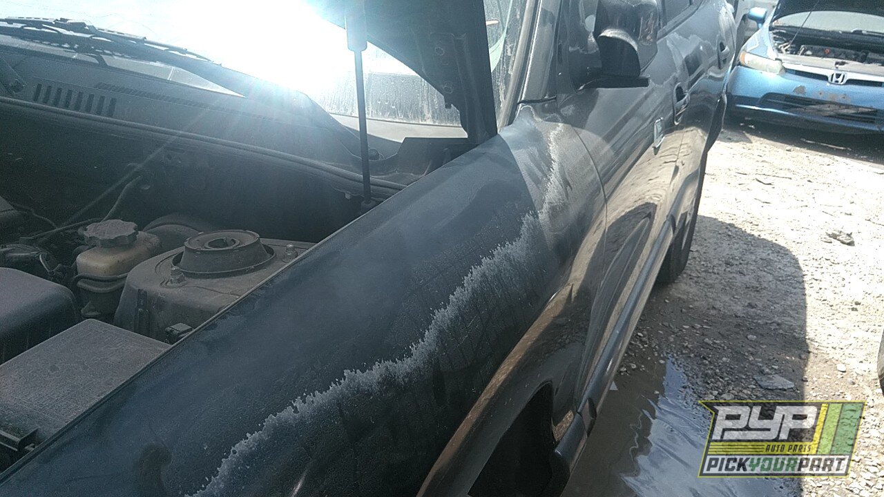 Photo of 2002 Hyundai Santa Fe