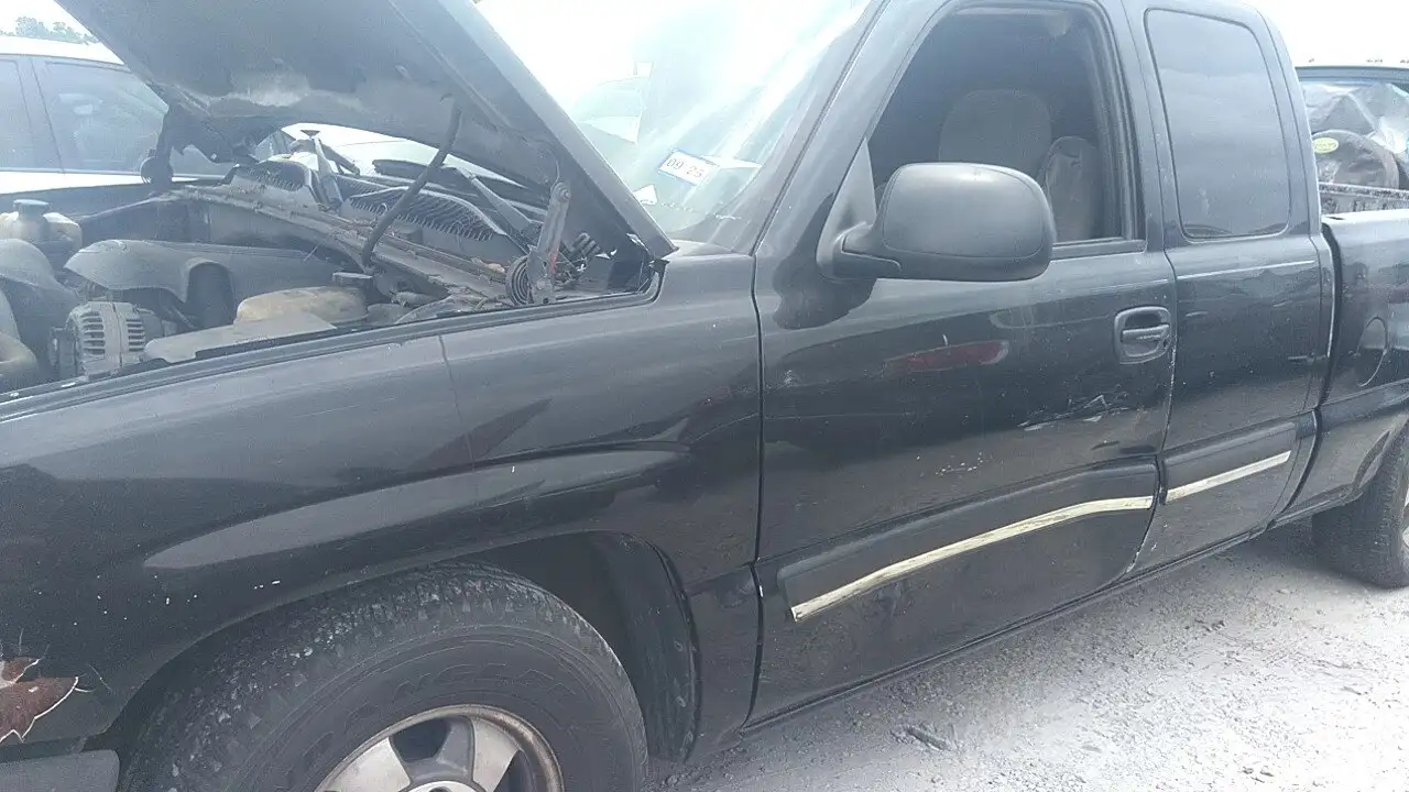 Photo of 2004 Chevrolet Silverado 1500