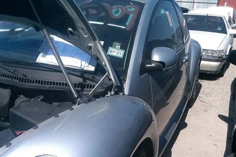 Photo of 2004 Volkswagen Beetle
