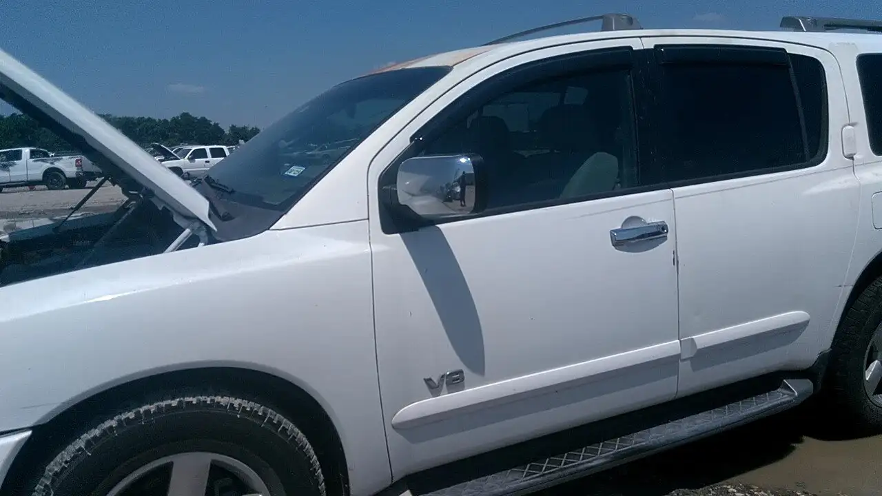 Photo of 2005 Nissan Armada