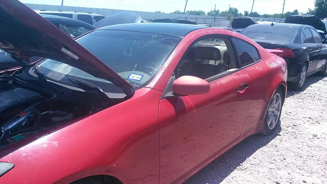 Photo of 2005 Infiniti G35