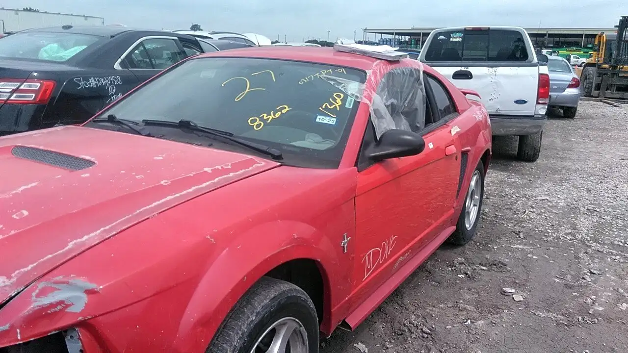 Photo of 2002 Ford Mustang