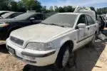 Photo of 2001 Volvo S40