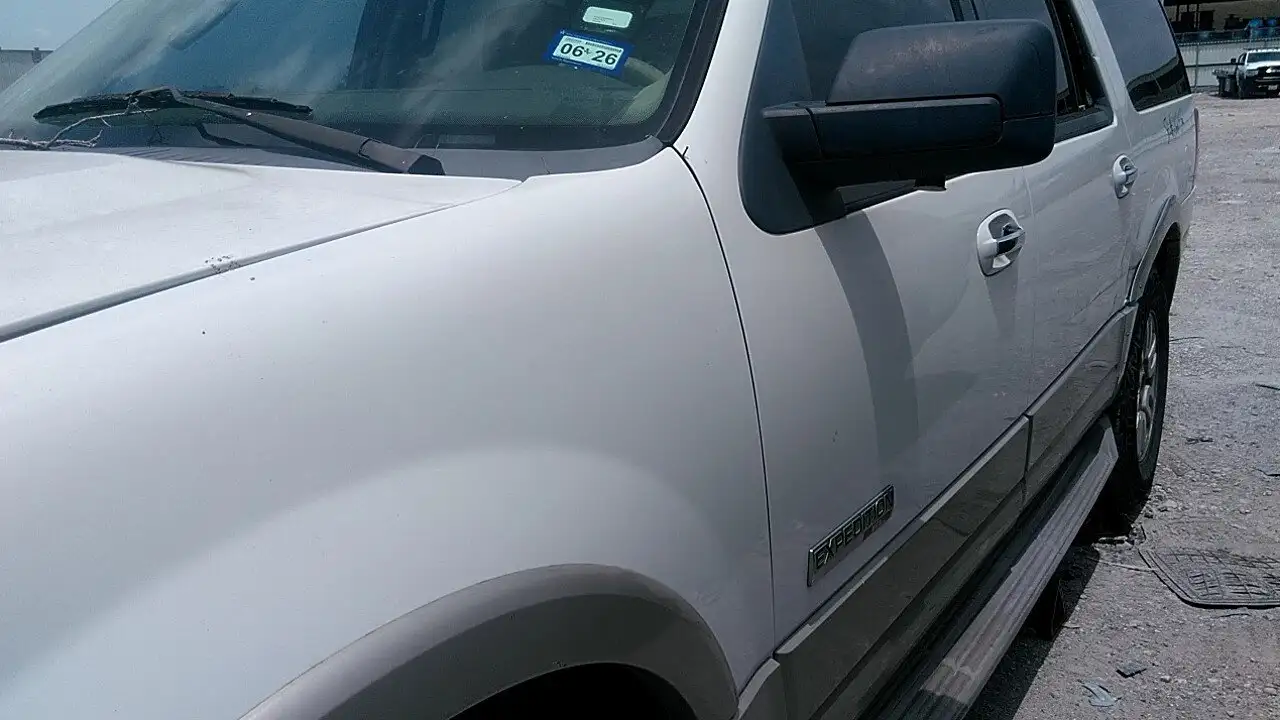 Photo of 2008 Ford Expedition