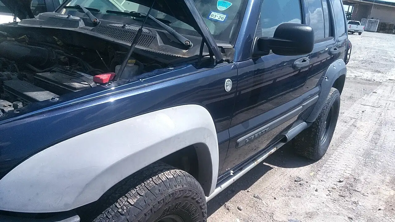 Photo of 2006 Jeep Liberty