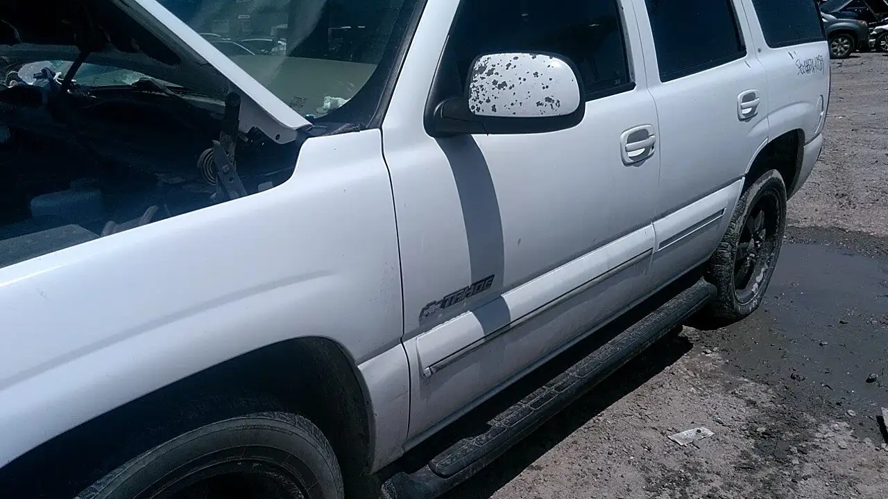 Photo of 2002 Chevrolet Tahoe