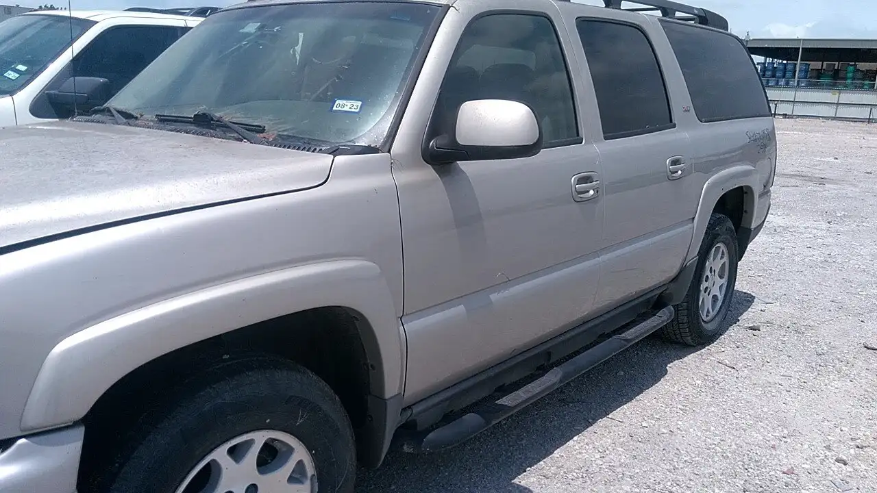 Photo of 2005 Chevrolet Suburban 1500