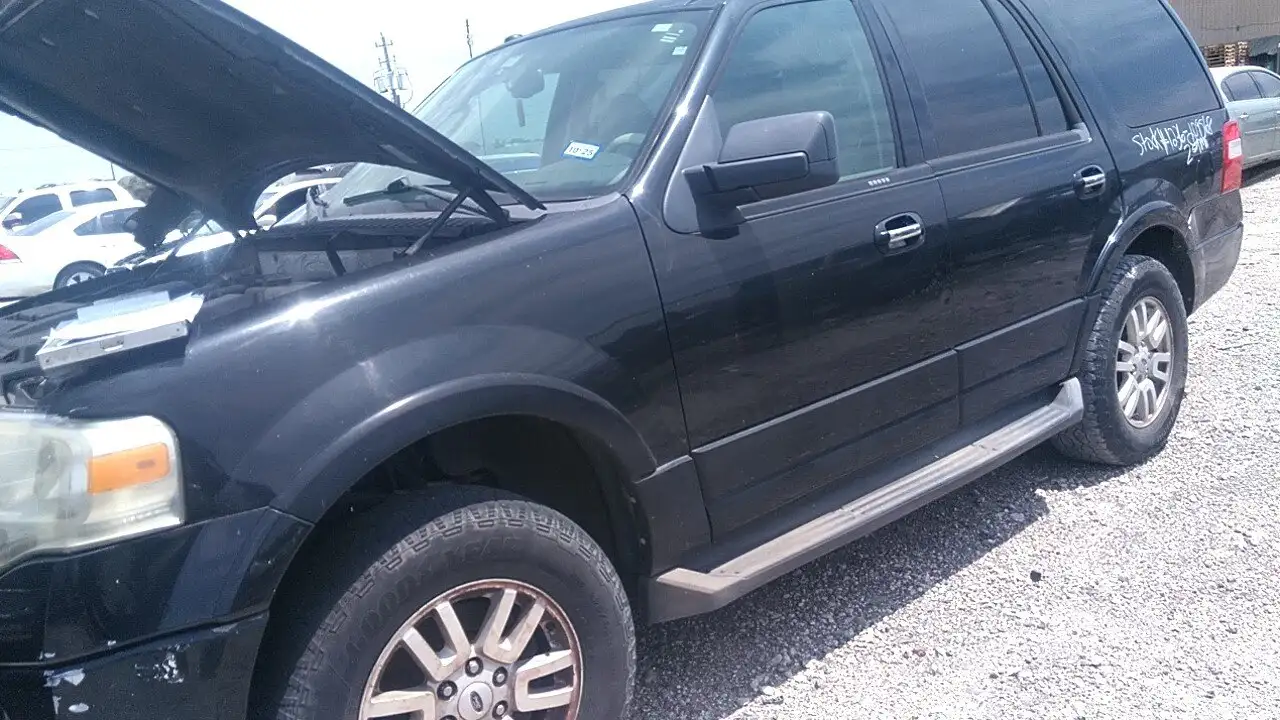Photo of 2012 Ford Expedition