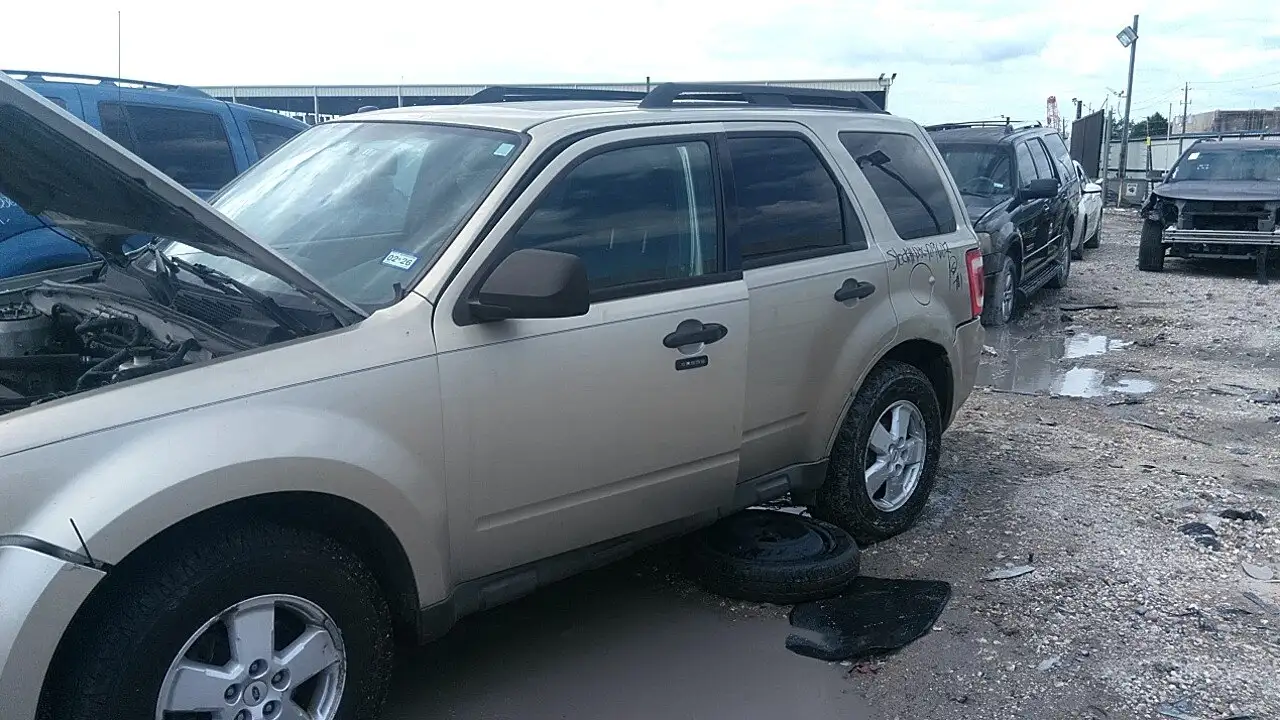 Photo of 2010 Ford Escape