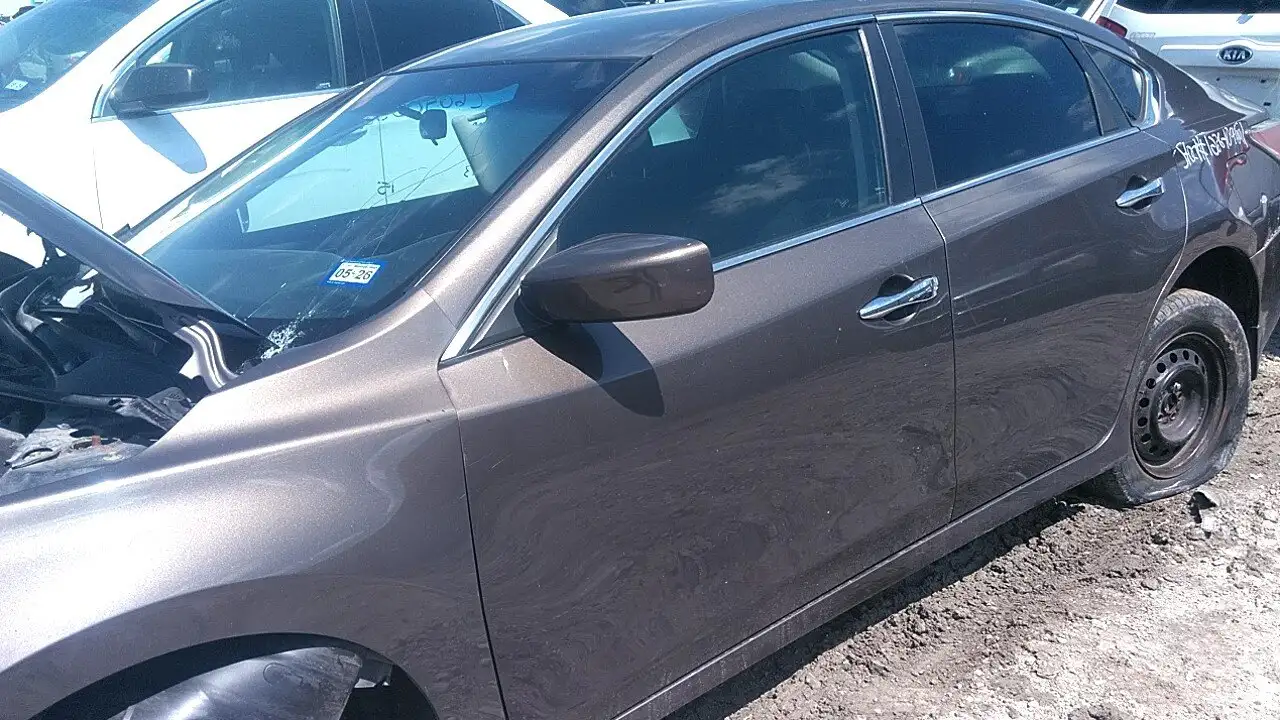 Photo of 2015 Nissan Altima