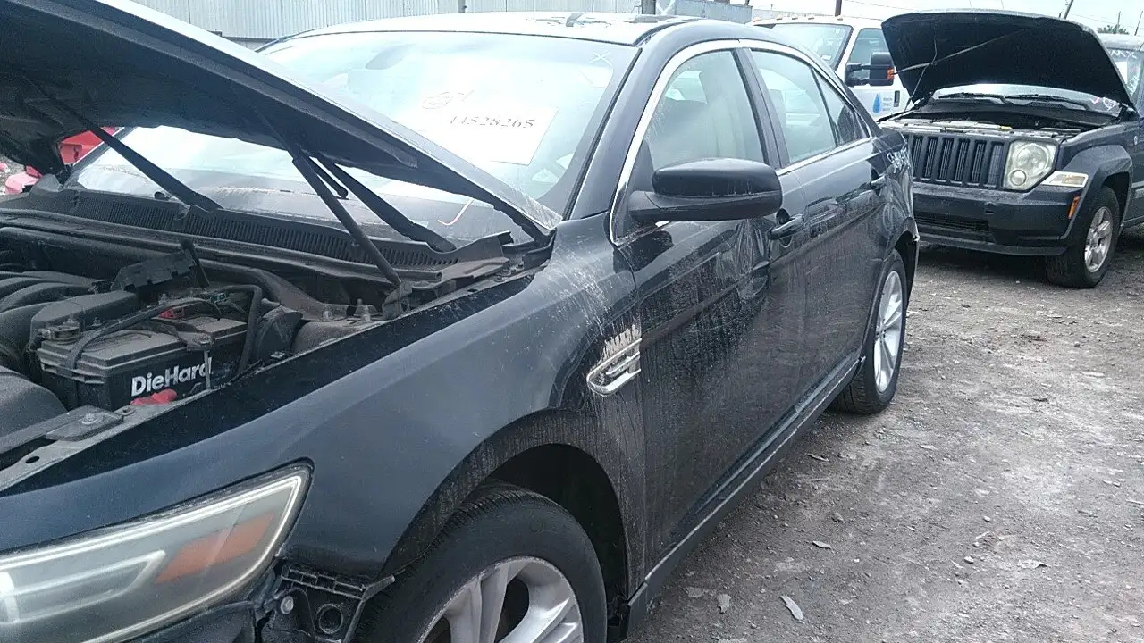 Photo of 2014 Ford Taurus
