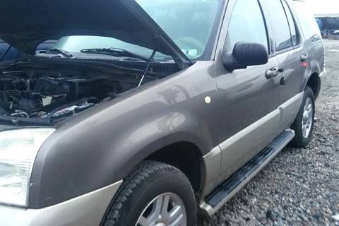 Photo of 2004 Mercury Mountaineer