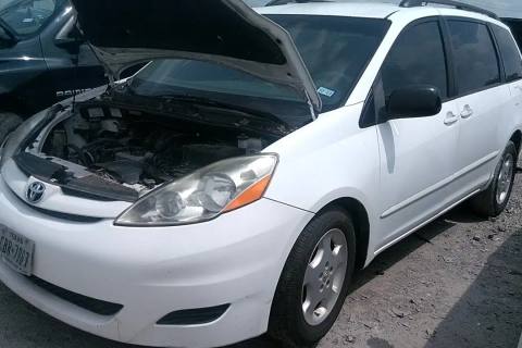 Photo of 2007 Toyota Sienna